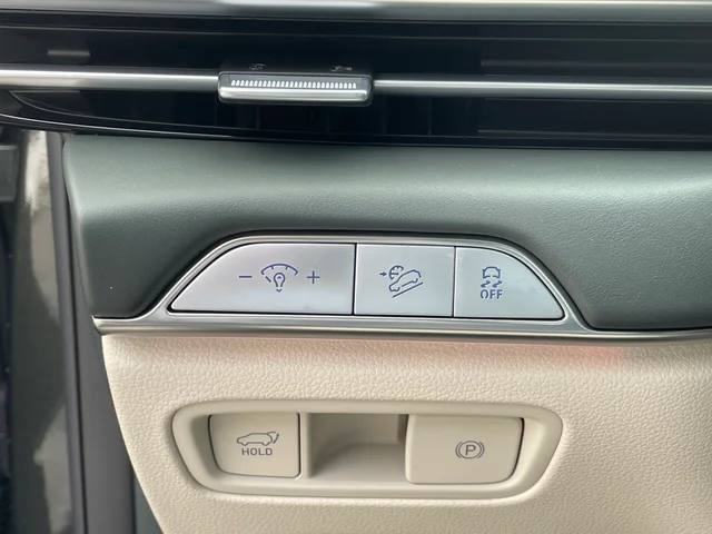 Nuevos GENESIS GV80 à Estados chez autogozo