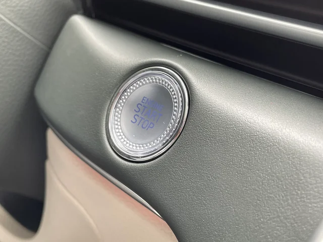 Nuevos GENESIS GV80 à Estados chez autogozo
