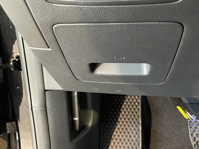 Nuevos GENESIS GV70 à Estados chez autogozo