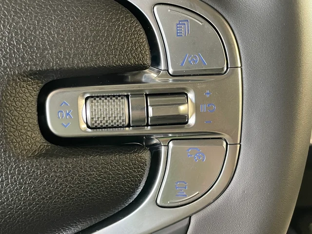Nuevos GENESIS GV70 à Estados chez autogozo