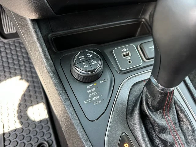SEMINUEVOS JEEP Cherokee a Estados en autogozo