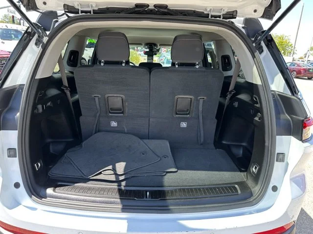 SEMINUEVOS JEEP Grand Cherokee L a Estados en autogozo