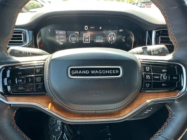 SEMINUEVOS JEEP Grand Wagoneer L a Estados en autogozo