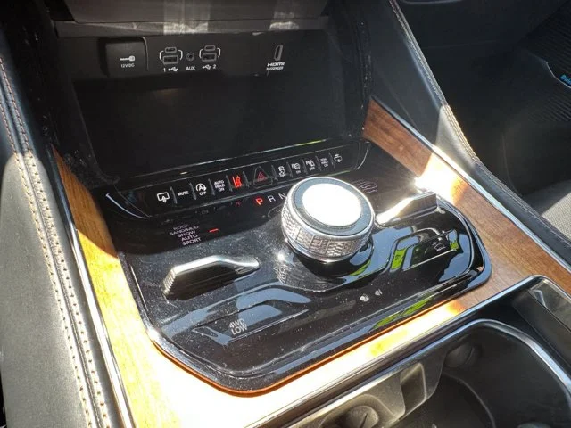 SEMINUEVOS JEEP Grand Wagoneer L a Estados en autogozo
