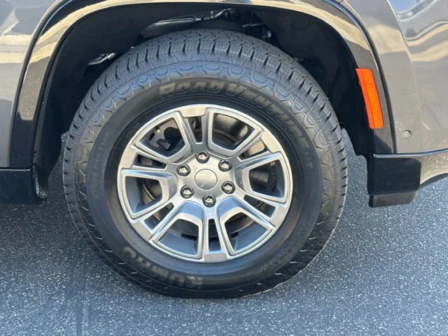 SEMINUEVOS JEEP Wagoneer a Estados en autogozo