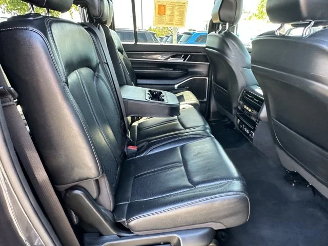 SEMINUEVOS JEEP Wagoneer a Estados en autogozo
