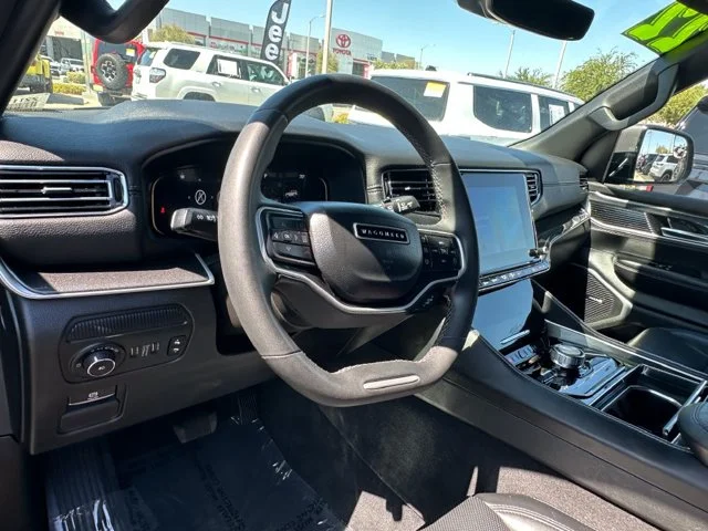 SEMINUEVOS JEEP Wagoneer a Estados en autogozo
