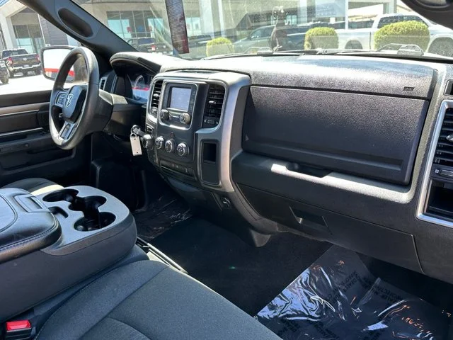 SEMINUEVOS RAM 1500 Classic a Estados en autogozo