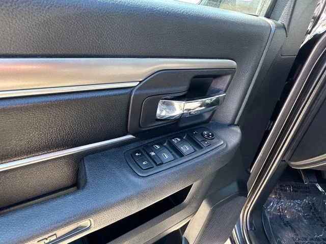 SEMINUEVOS RAM 1500 Classic a Estados en autogozo