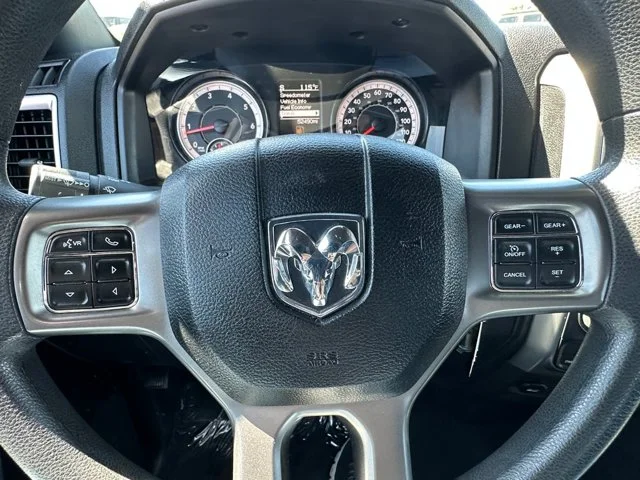 SEMINUEVOS RAM 1500 Classic a Estados en autogozo