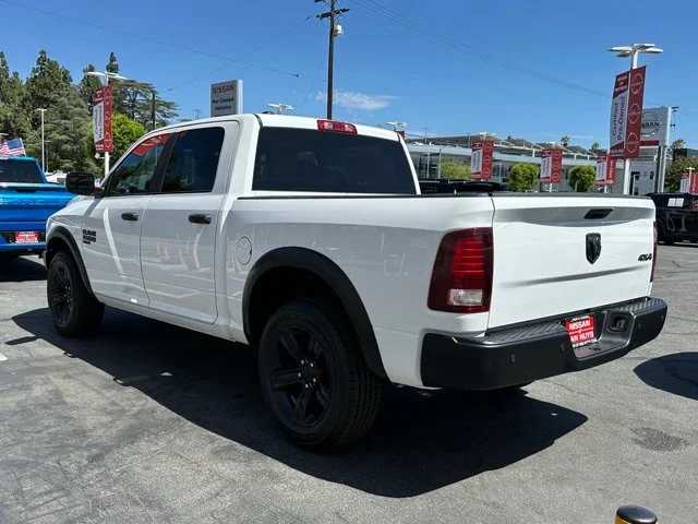 SEMINUEVOS RAM 1500 Classic a Estados en autogozo