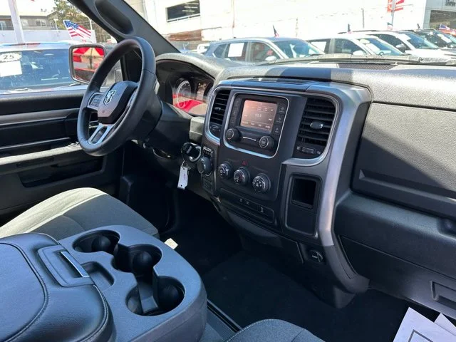 SEMINUEVOS RAM 1500 Classic a Estados en autogozo