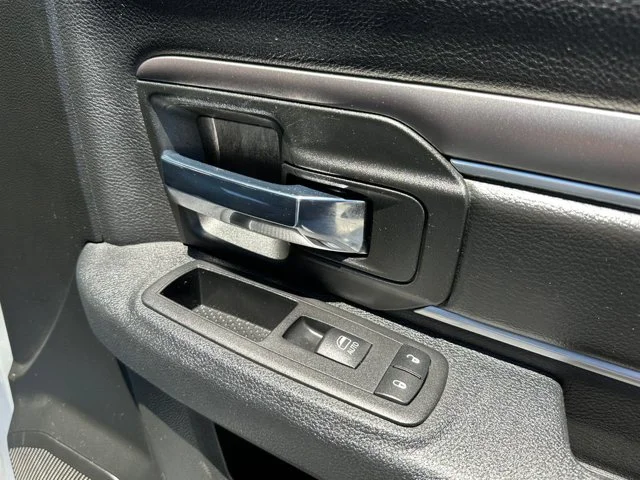 SEMINUEVOS RAM 1500 Classic a Estados en autogozo
