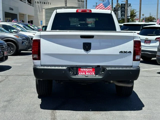 SEMINUEVOS RAM 1500 Classic a Estados en autogozo