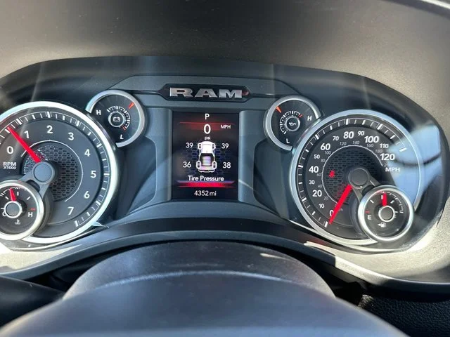 SEMINUEVOS RAM 1500 a Estados en autogozo
