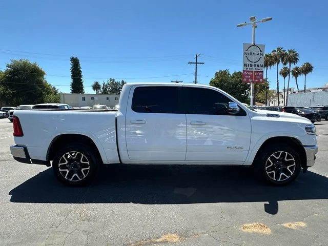 SEMINUEVOS RAM 1500 a Estados en autogozo