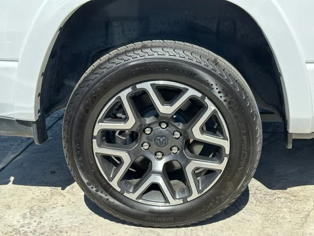 SEMINUEVOS RAM 1500 a Estados en autogozo