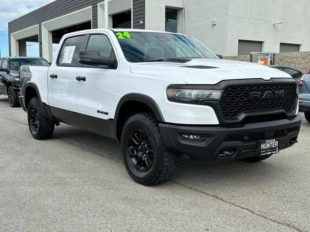 SEMINUEVOS RAM 1500 a Estados en autogozo