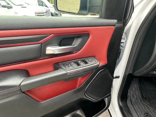SEMINUEVOS RAM 1500 a Estados en autogozo