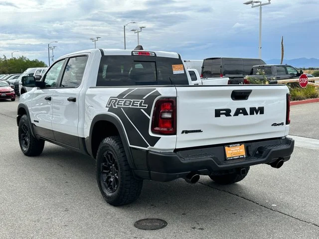 SEMINUEVOS RAM 1500 a Estados en autogozo