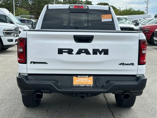 SEMINUEVOS RAM 1500 a Estados en autogozo