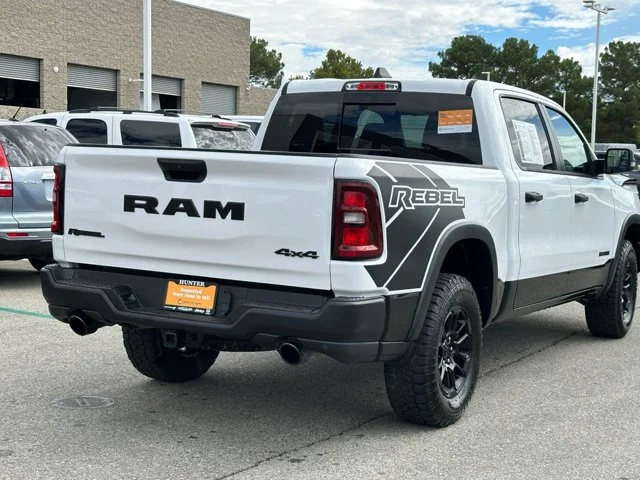 SEMINUEVOS RAM 1500 a Estados en autogozo
