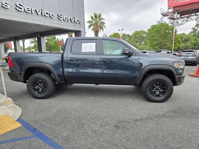 SEMINUEVOS RAM 1500 a Estados en autogozo