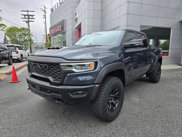SEMINUEVOS RAM 1500 a Estados en autogozo