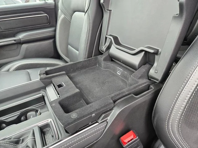 SEMINUEVOS RAM 1500 a Estados en autogozo