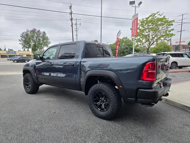 SEMINUEVOS RAM 1500 a Estados en autogozo