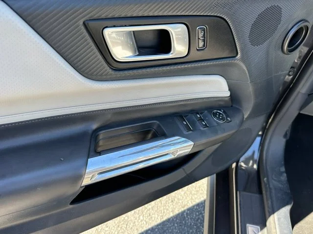 SEMINUEVOS FORD Mustang a Estados en autogozo