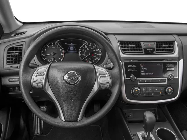 SEMINUEVOS NISSAN Altima a Estados en autogozo