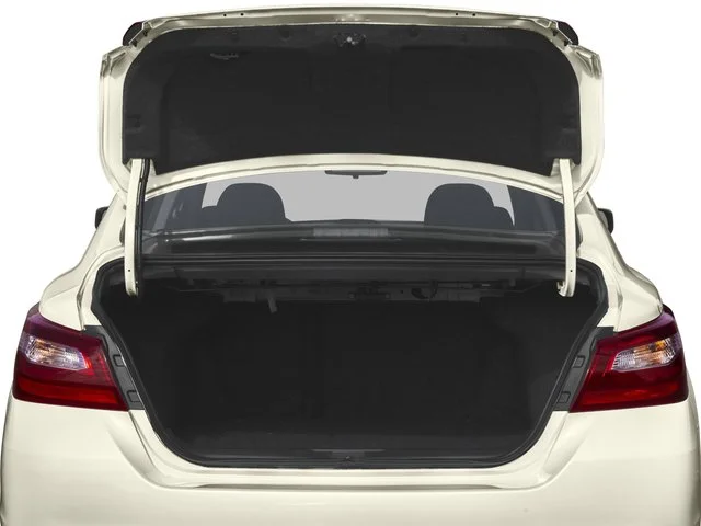 SEMINUEVOS NISSAN Altima a Estados en autogozo