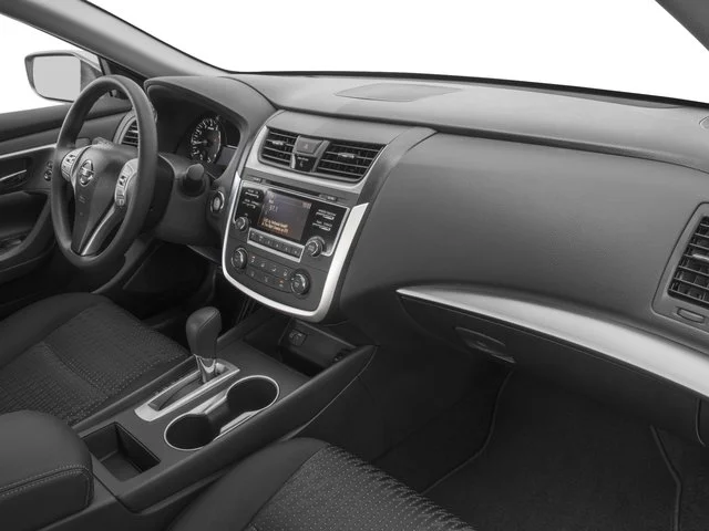 SEMINUEVOS NISSAN Altima a Estados en autogozo