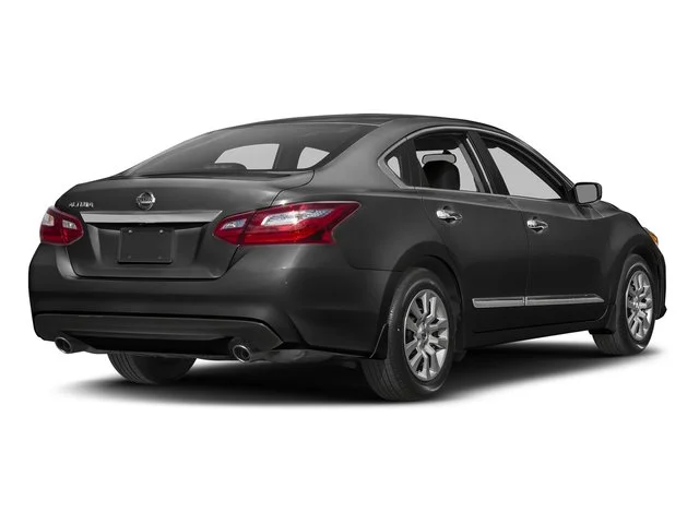 SEMINUEVOS NISSAN Altima a Estados en autogozo