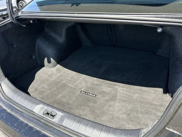 SEMINUEVOS NISSAN Altima a Estados en autogozo