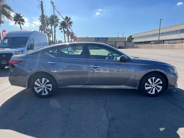 SEMINUEVOS NISSAN Altima a Estados en autogozo