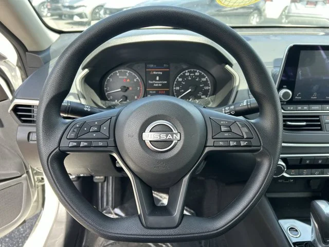 SEMINUEVOS NISSAN Altima a Estados en autogozo