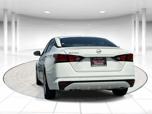 SEMINUEVOS NISSAN Altima a Estados en autogozo