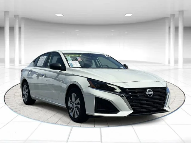 SEMINUEVOS NISSAN Altima a Estados en autogozo