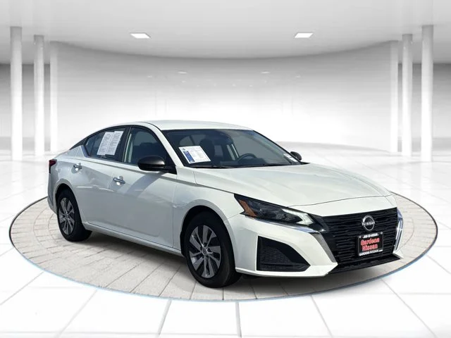 SEMINUEVOS NISSAN Altima a Estados en autogozo