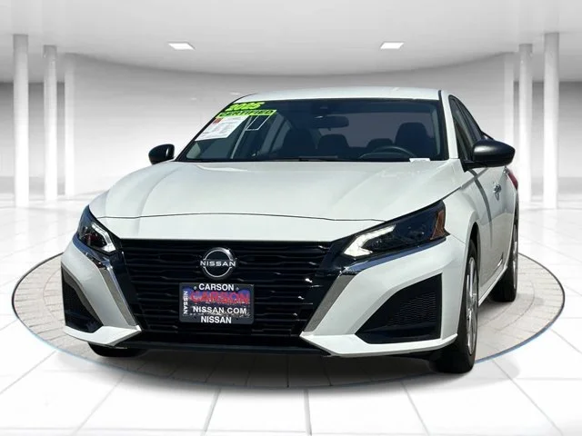 SEMINUEVOS NISSAN Altima a Estados en autogozo