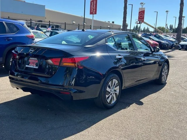 SEMINUEVOS NISSAN Altima a Estados en autogozo