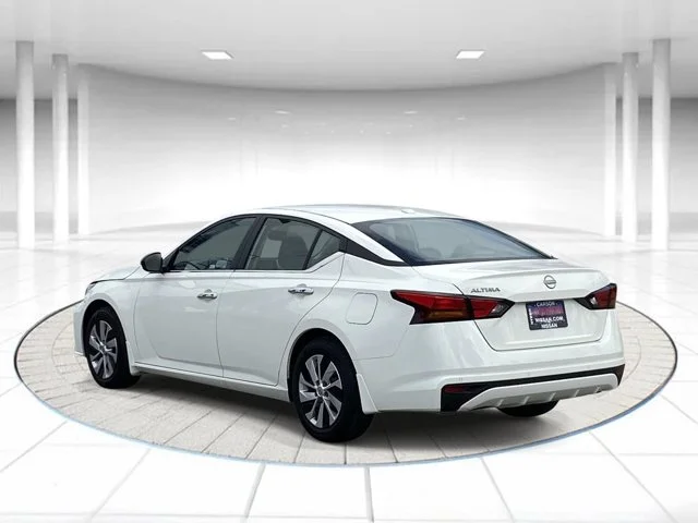 SEMINUEVOS NISSAN Altima a Estados en autogozo