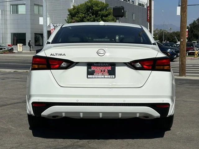 SEMINUEVOS NISSAN Altima a Estados en autogozo