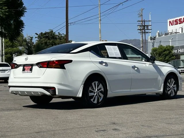 SEMINUEVOS NISSAN Altima a Estados en autogozo