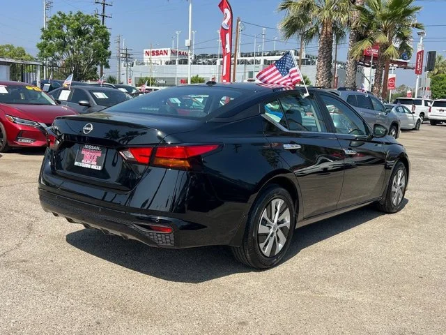 SEMINUEVOS NISSAN Altima a Estados en autogozo