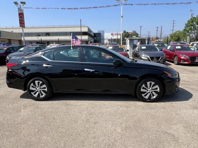 SEMINUEVOS NISSAN Altima a Estados en autogozo