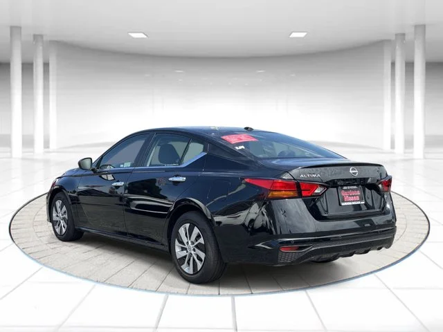 SEMINUEVOS NISSAN Altima a Estados en autogozo