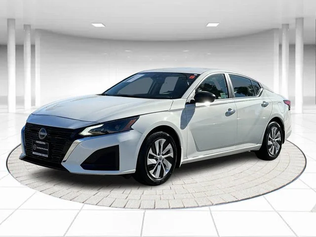 SEMINUEVOS NISSAN Altima a Estados en autogozo